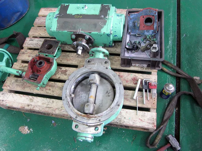 Valve 8