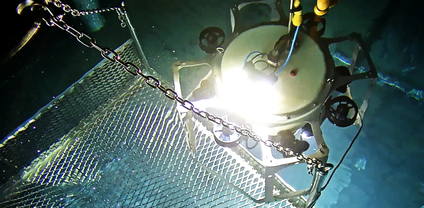 Underwater inspection robot at work